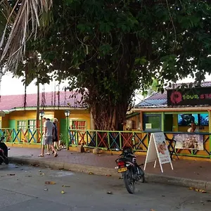 Apartahotel Tres Casitas 3*, San Andrés Colombia